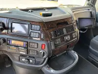 DAF XF 530 6x2 + CARRIER SUPRA 1150U 390kW thumbnail