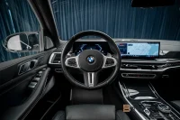 BMW X7 M60i xDrive M Sport Pro Exklusiv 3.99% Sky Lounge B&W MOMS 390kW thumbnail