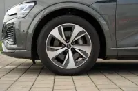 Audi Q8 e-tron 300kW thumbnail