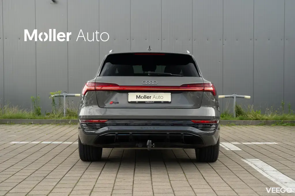 Audi Q8 e-tron 300kW