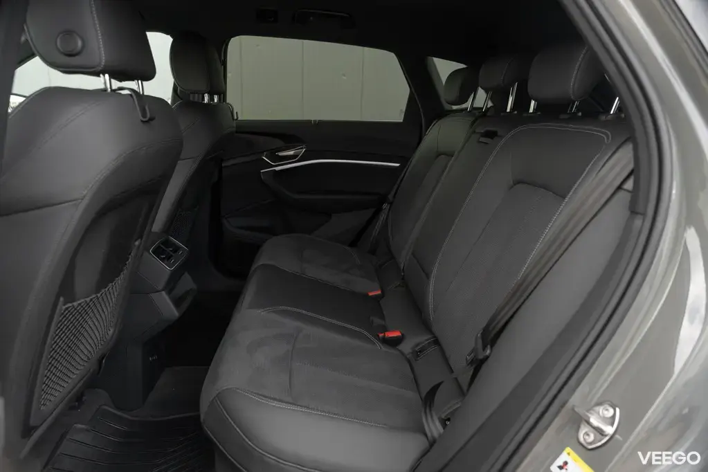 Audi Q8 e-tron 300kW