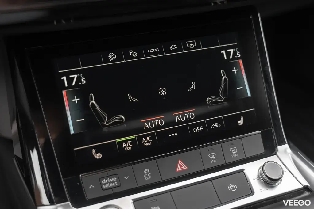 Audi Q8 e-tron 300kW