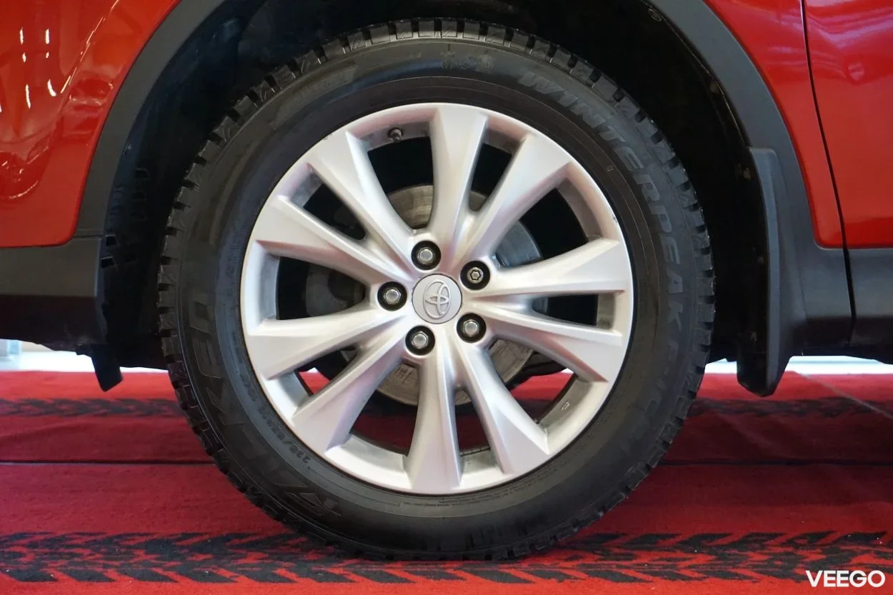 Toyota RAV4 Luxury 2 111kW