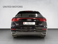 Audi Q8 - 210kW thumbnail