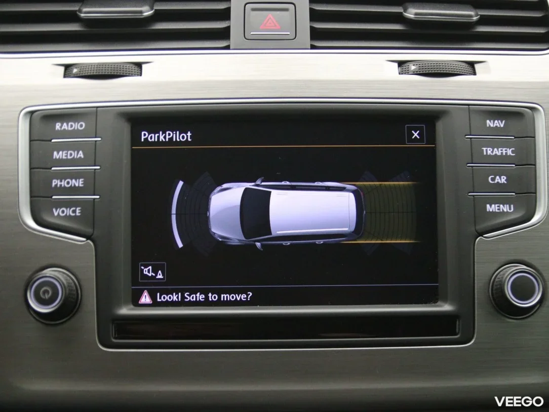 Volkswagen Golf 1.6 81kW