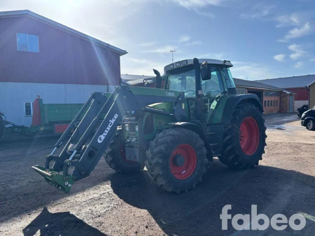 Image of Fendt 415 Vario Traktor (125079) 113kW