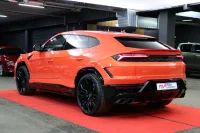 Lamborghini Urus 4.0 588kW thumbnail