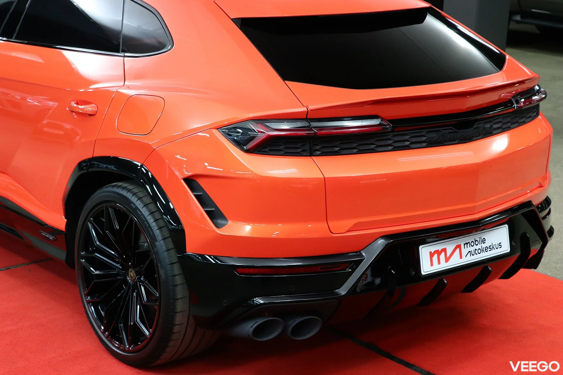 Lamborghini Urus 4.0 588kW