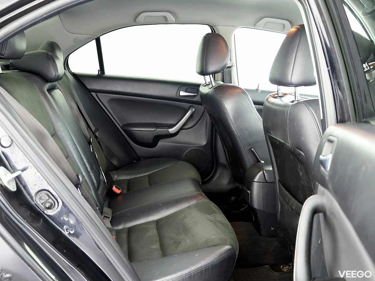 Honda Accord 2.0 114kW