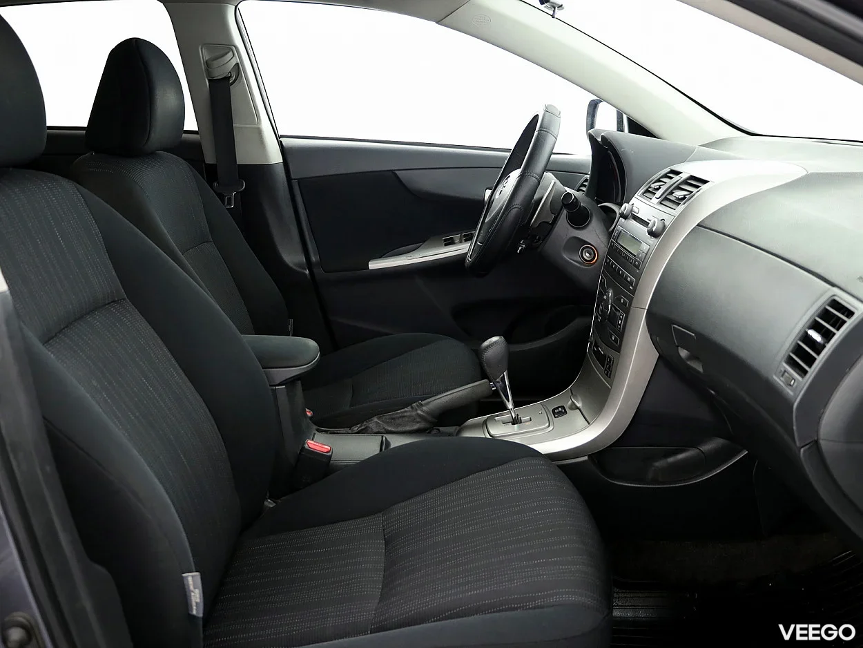 Toyota Corolla 1.6 91kW