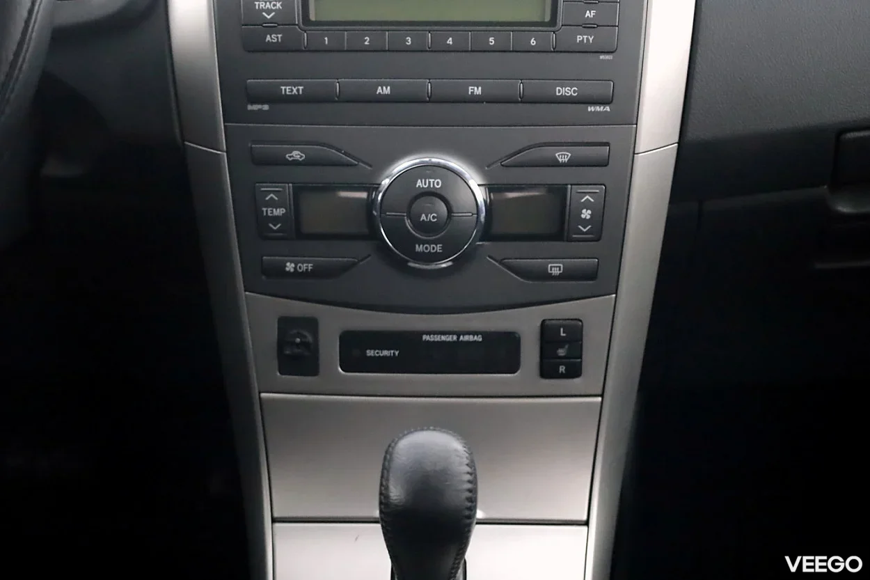 Toyota Corolla 1.6 91kW