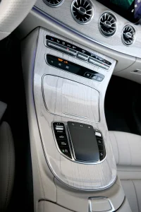 Mercedes-Benz E400 AWD AMG BURMESTER PANO SAFETY PRO FULL 3 243kW thumbnail