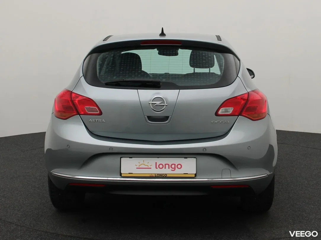 Opel Astra 1.6 81kW