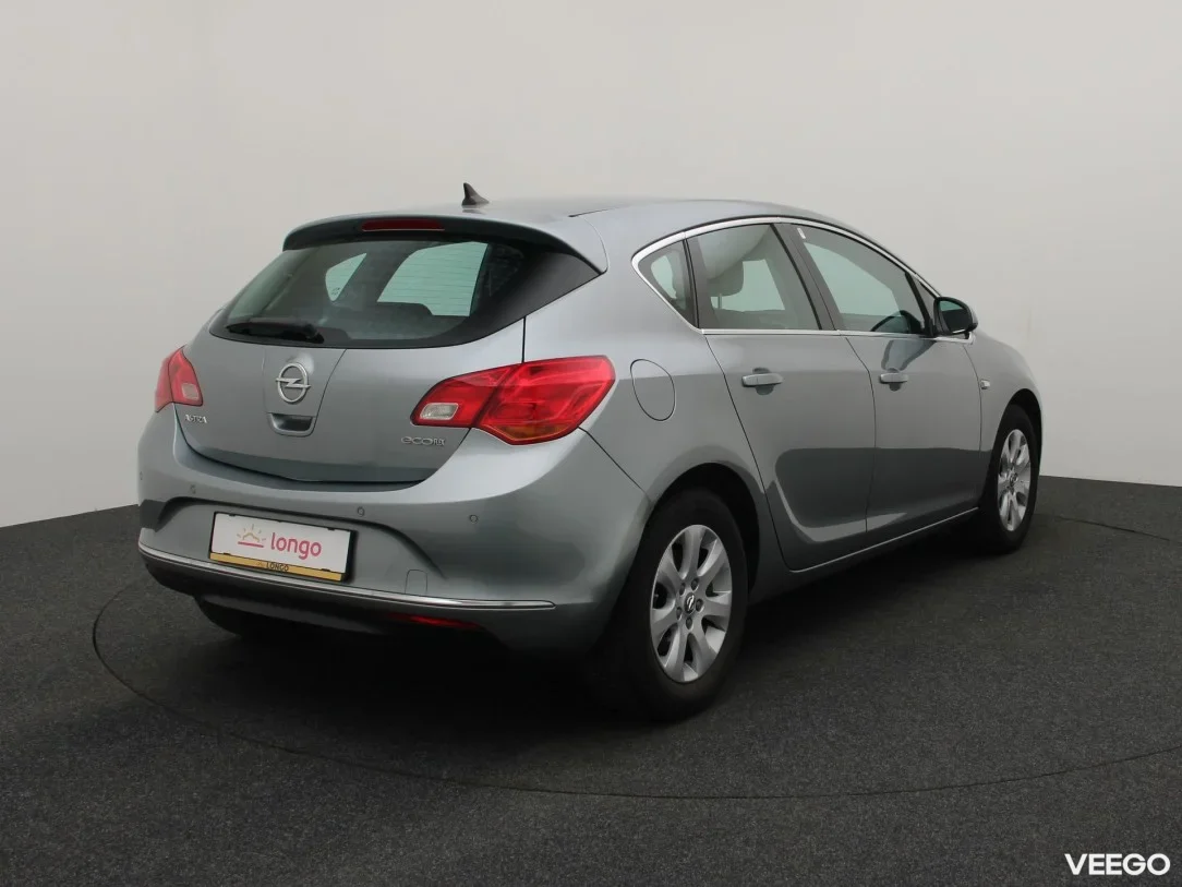 Opel Astra 1.6 81kW