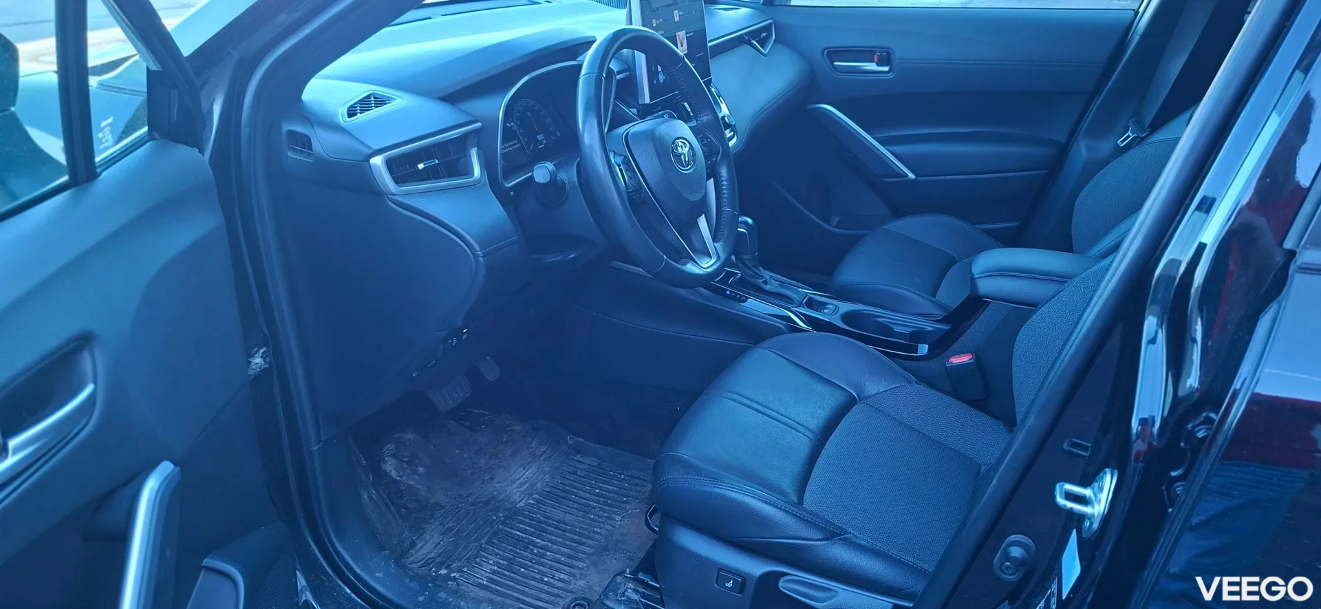 Toyota Corolla Luxury Hybrid FWD 2 112kW