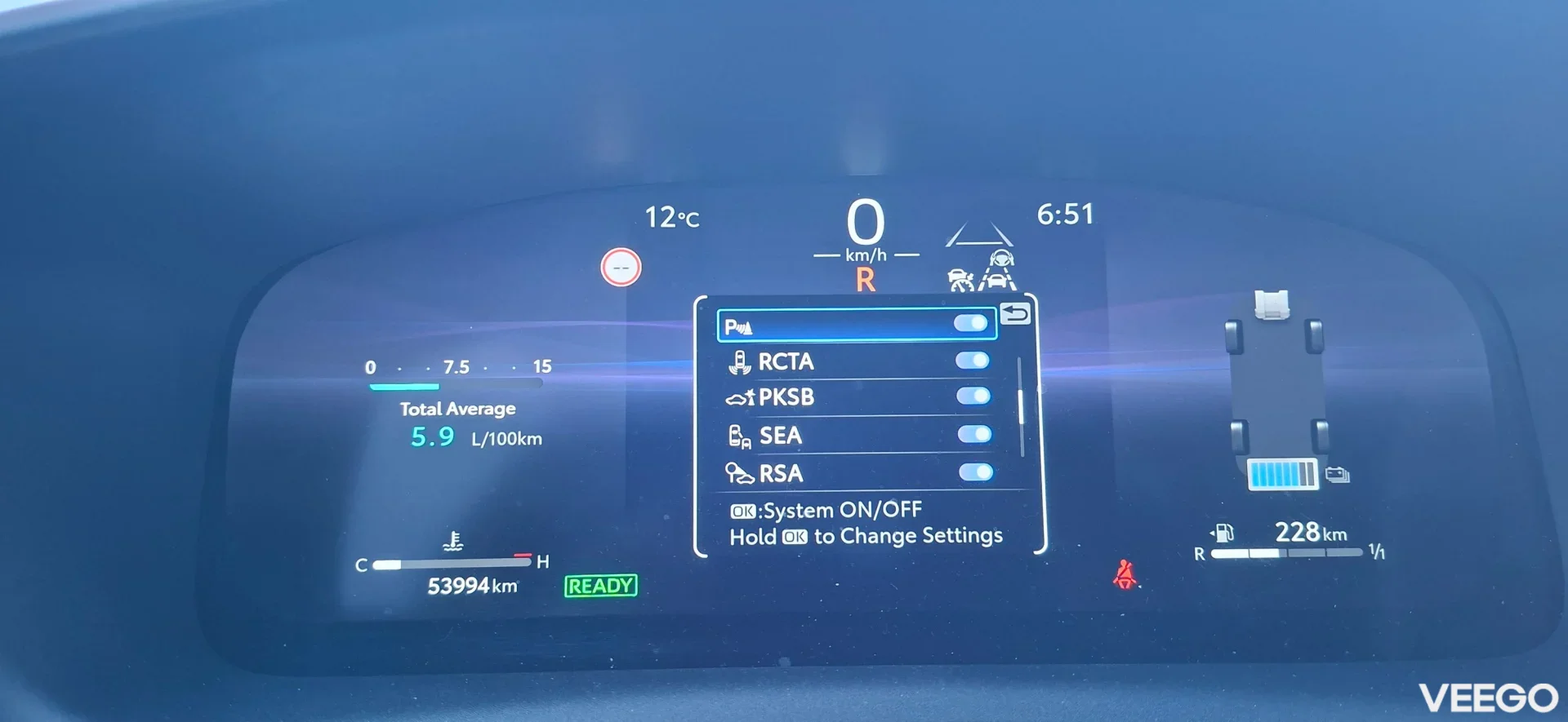 Toyota Corolla Luxury Hybrid FWD 2 112kW