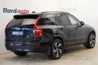 Volvo XC90 R-Design B5 Dark B&W Intelli PRO AWD 2 183kW thumbnail