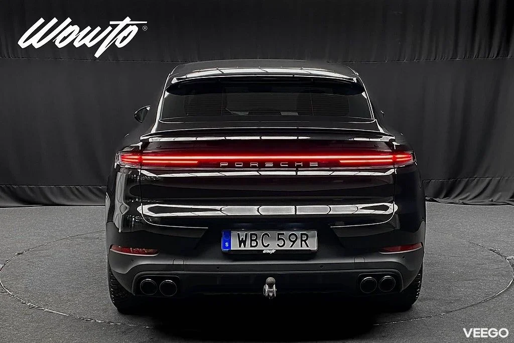 Porsche Cayenne Coupé E-Hybrid 470HK /Massage /Bose /Moms/4.95% 346kW