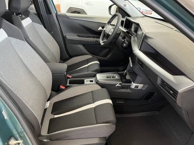 Image of Opel Frontera 1.2 107kW