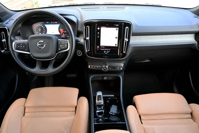 Image of Volvo XC40 RECHARGE INSCRIPTION INTELLI SAFE 1.5 192kW