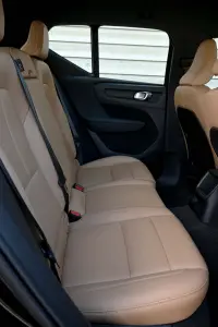 Volvo XC40 RECHARGE INSCRIPTION INTELLI SAFE 1.5 192kW thumbnail