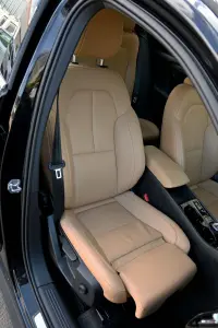 Volvo XC40 RECHARGE INSCRIPTION INTELLI SAFE 1.5 192kW thumbnail
