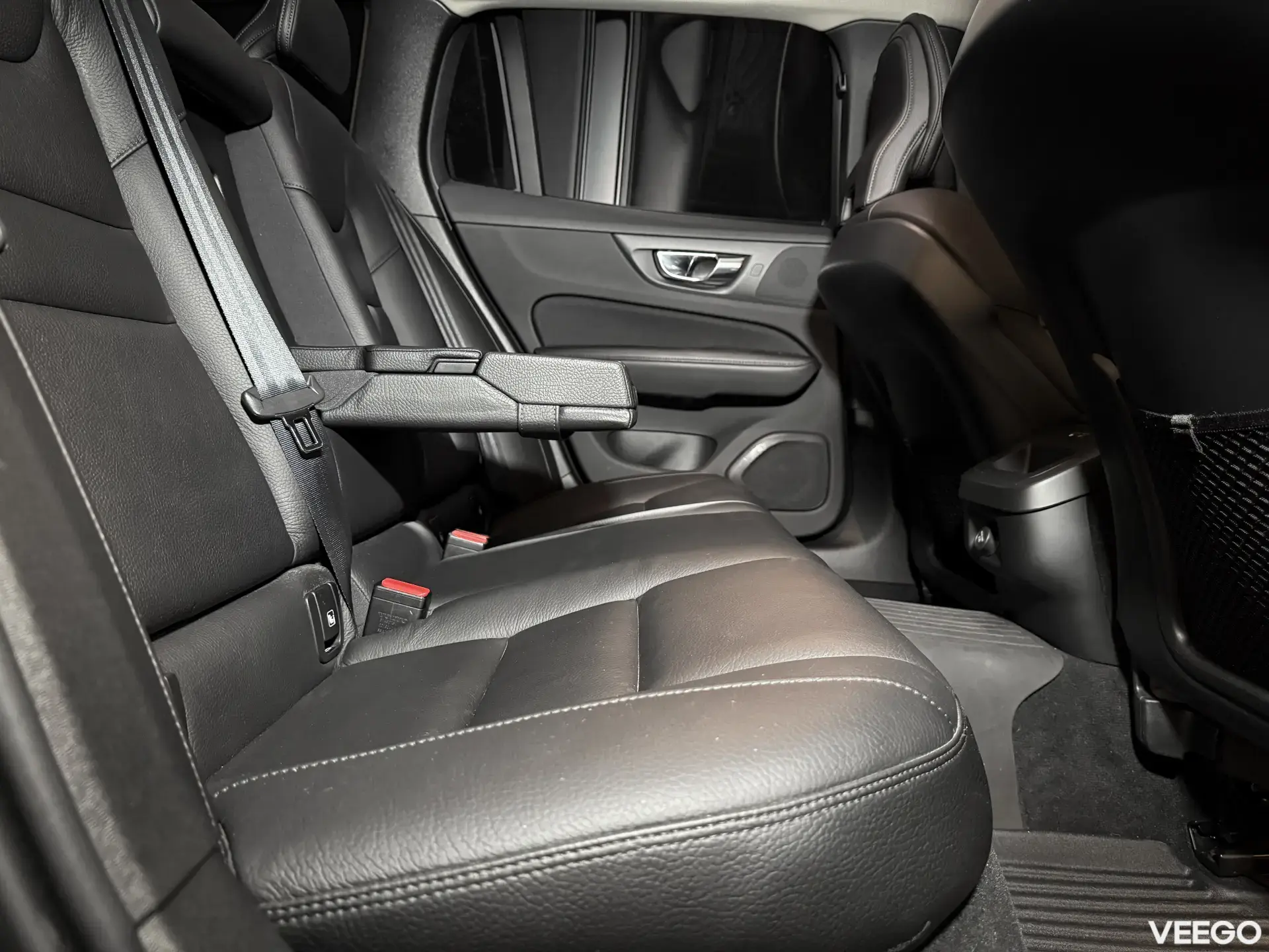 Volvo V60 Momentum AWD 2.0 110kW