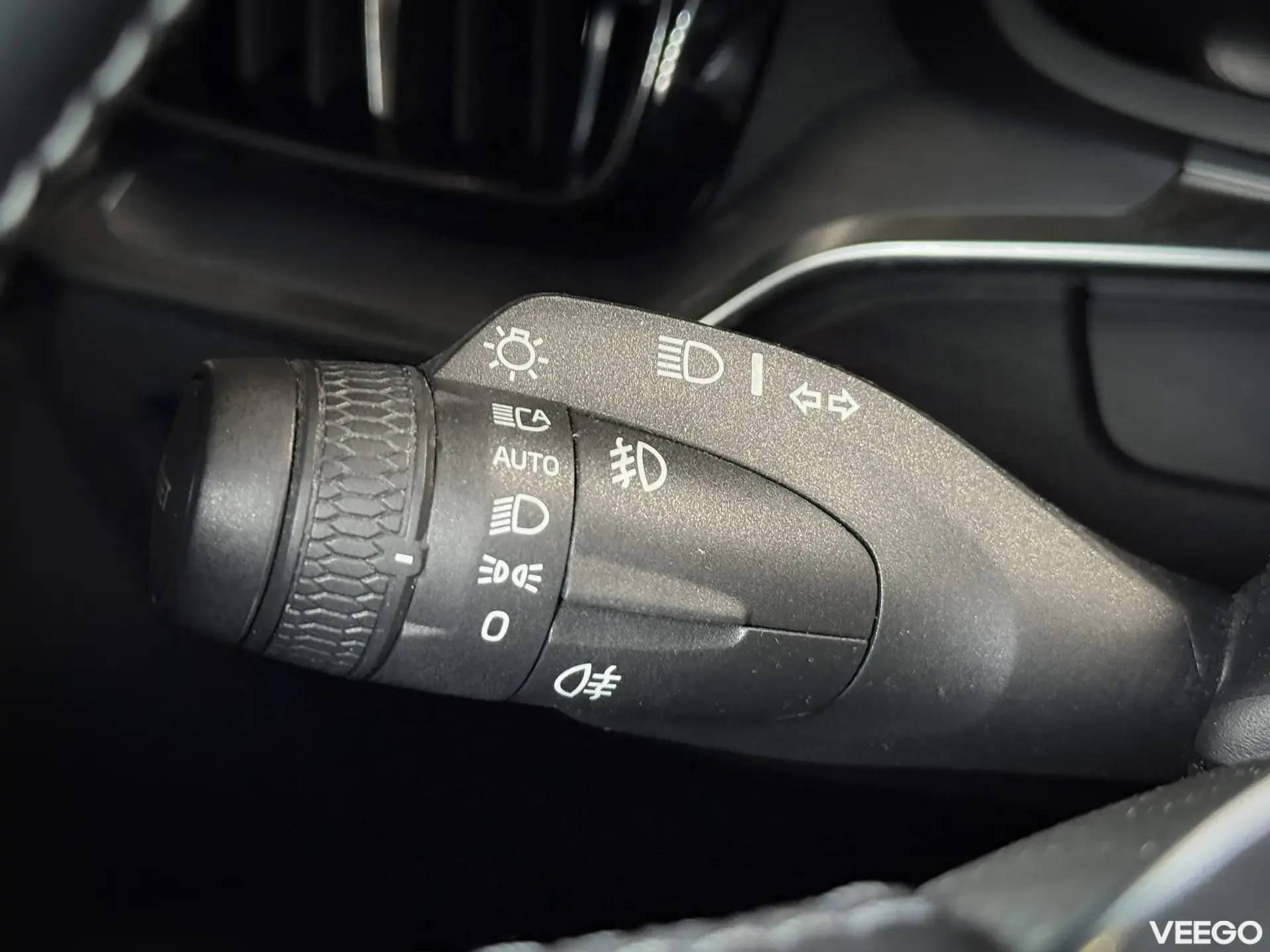 Volvo V60 Momentum AWD 2.0 110kW