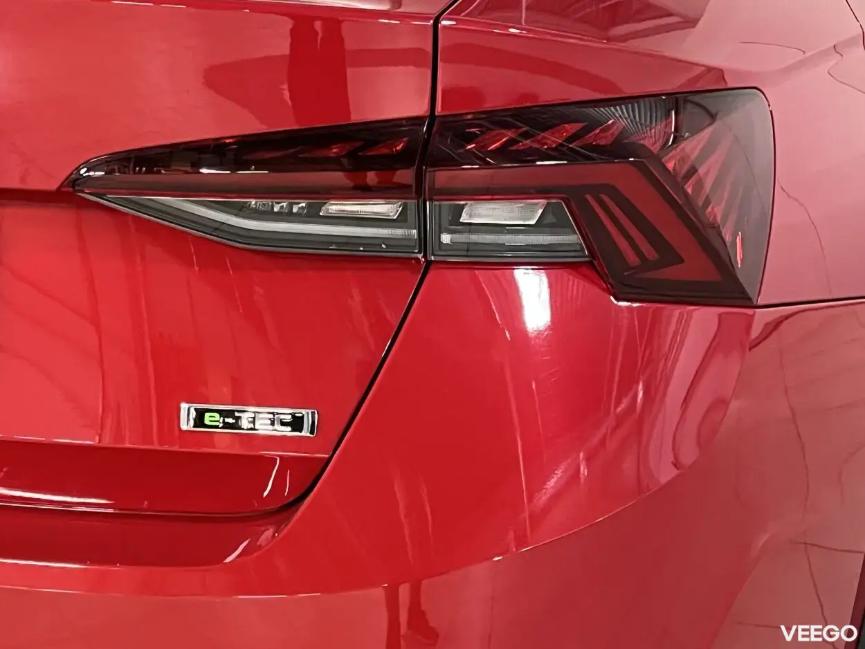 Skoda Octavia HB Elegance 1.5 110kW