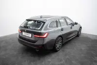 BMW 320 i Sport Line 2.0 135kW thumbnail