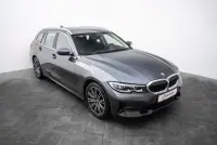 BMW 320 i Sport Line 2.0 135kW thumbnail