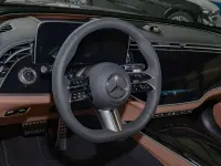 Mercedes-Benz E220 2.0 145kW thumbnail