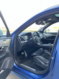 Volvo XC90 R-Design/HUD/B&W/7-seat/pano 2.0 165kW thumbnail