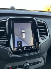 Volvo XC90 R-Design/HUD/B&W/7-seat/pano 2.0 165kW thumbnail