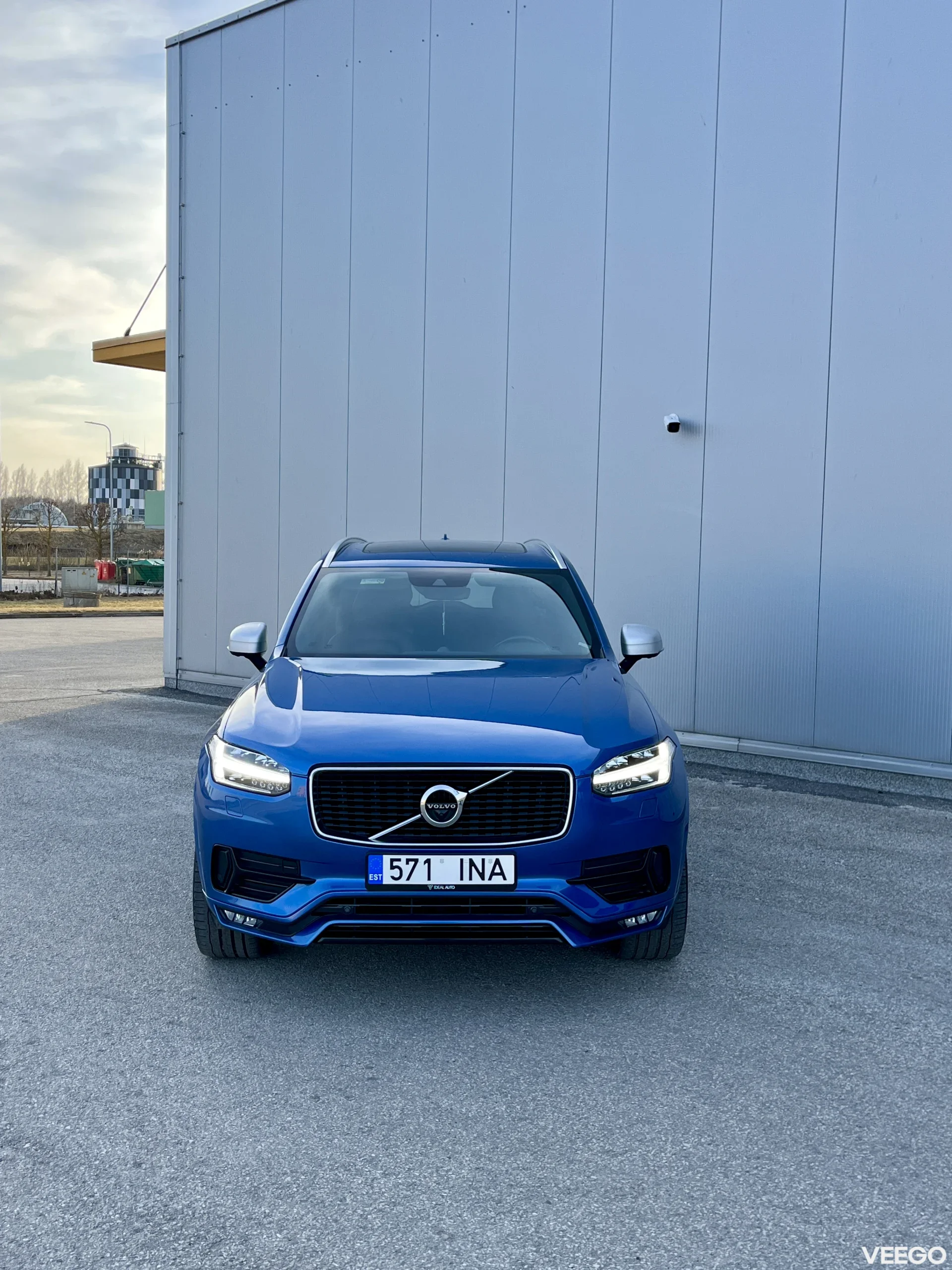 Volvo XC90 R-Design/HUD/B&W/7-seat/pano 2.0 165kW