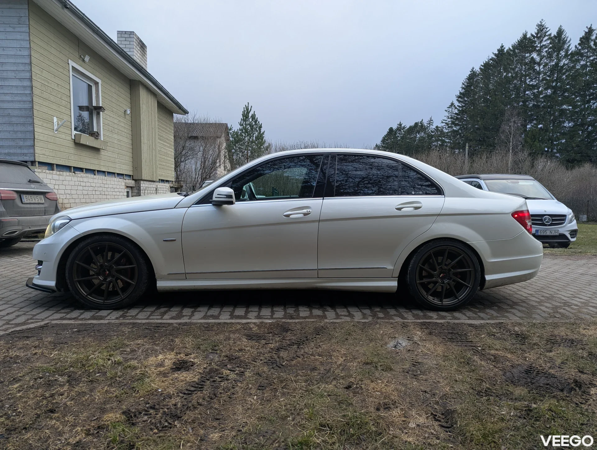 Mercedes-Benz C350 w204 3.5 225kW