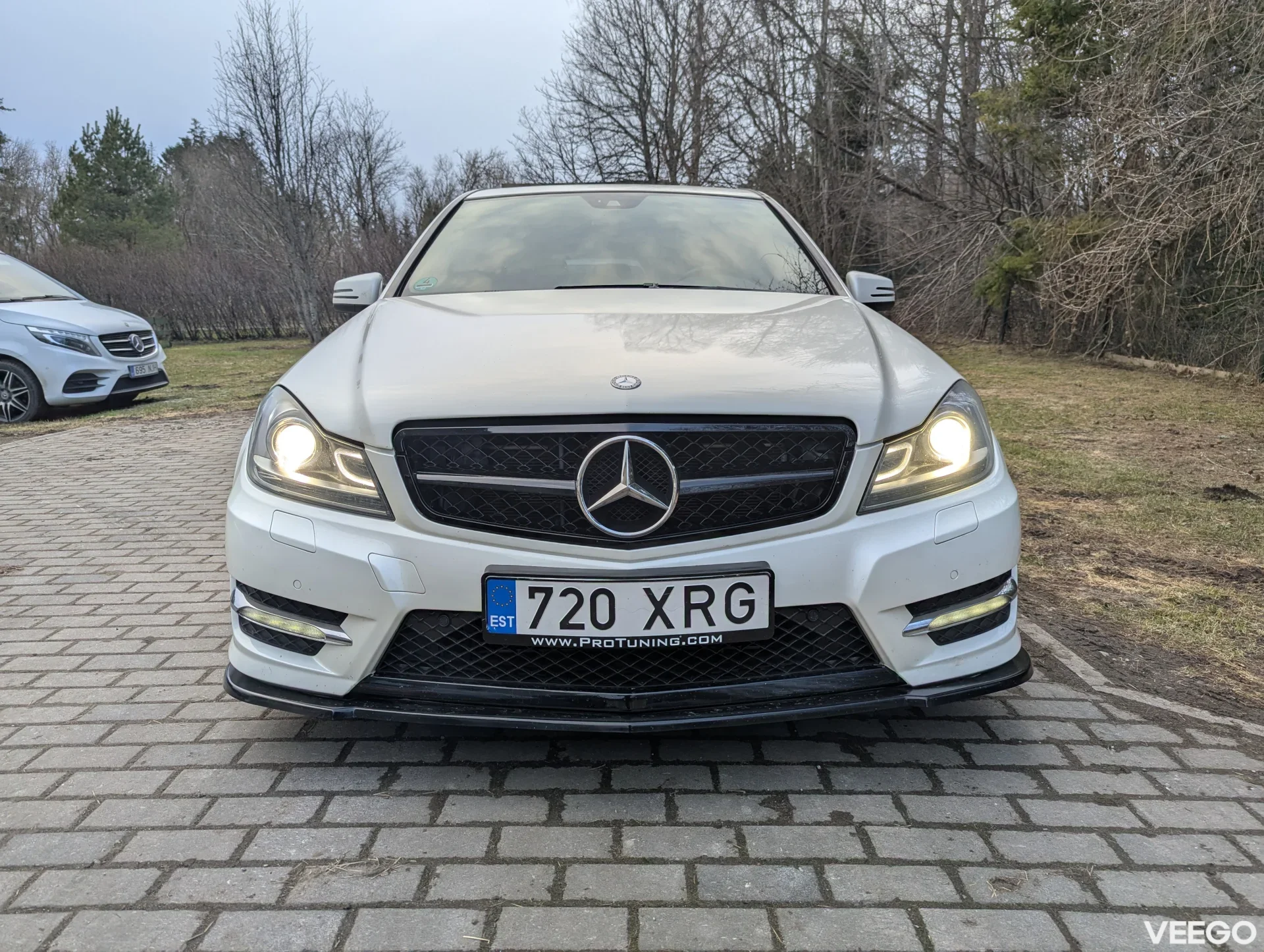 Mercedes-Benz C350 w204 3.5 225kW