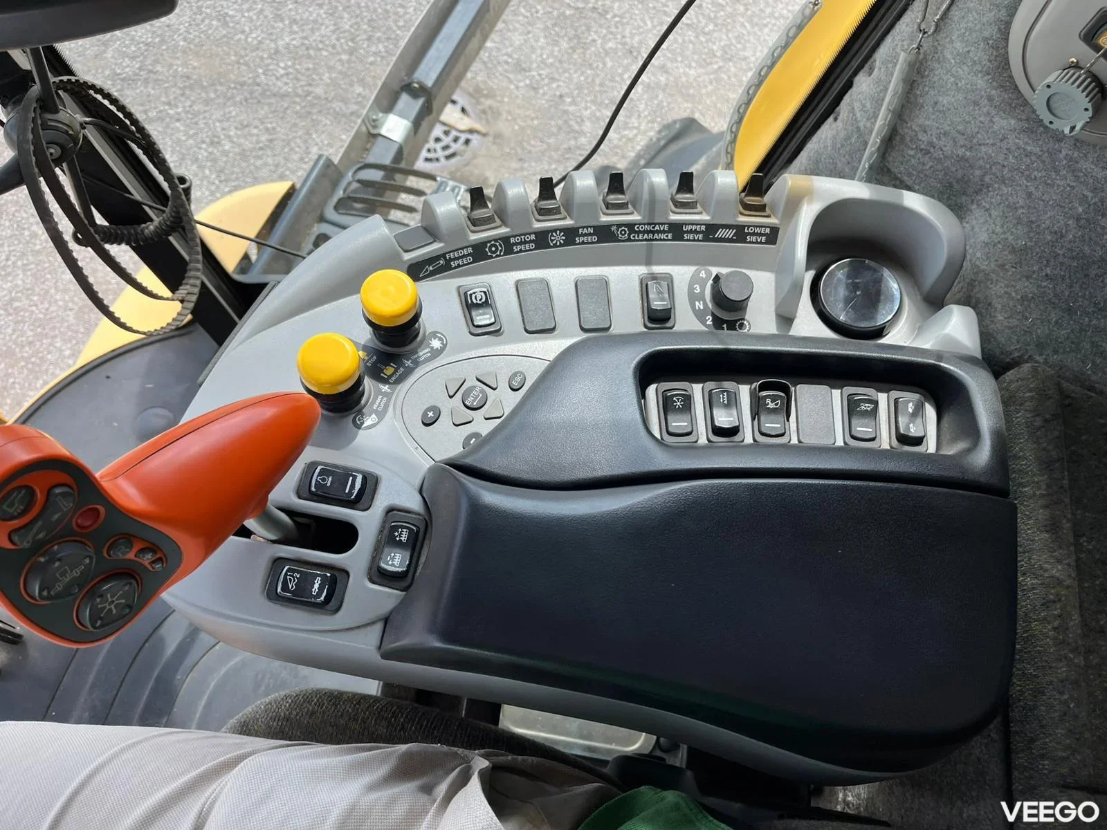 New Holland CX 860 265kW