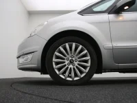 Ford Galaxy 2 103kW thumbnail