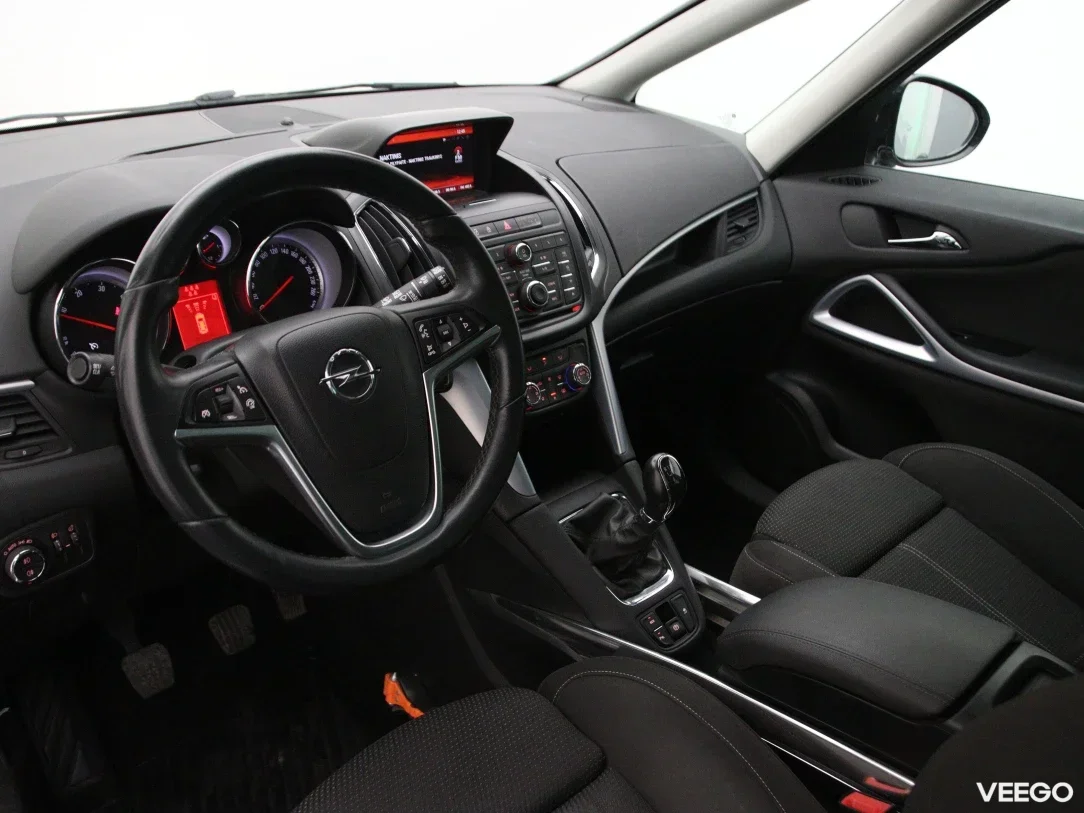 Opel zafira-tourer 1.6 100kW