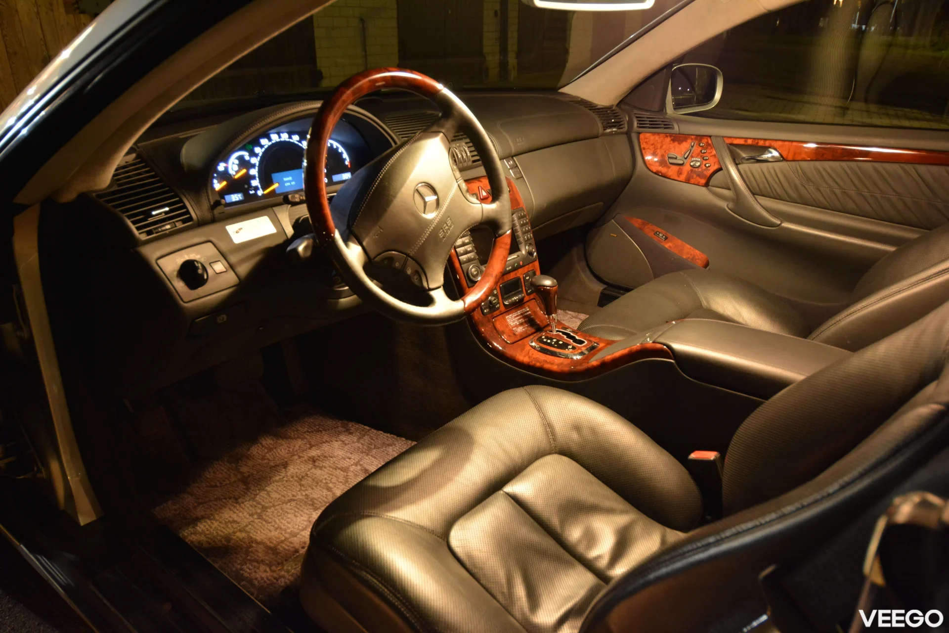 Mercedes-Benz CL600 5.5 368kW