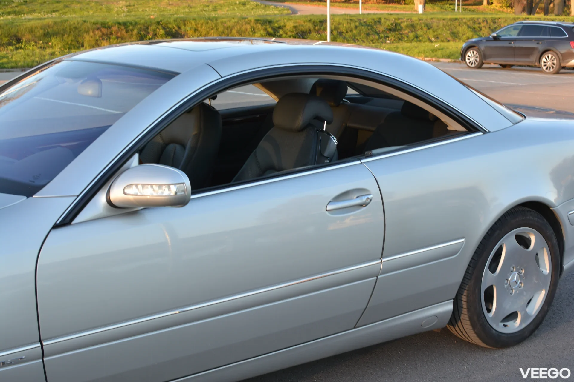 Mercedes-Benz CL600 5.5 368kW