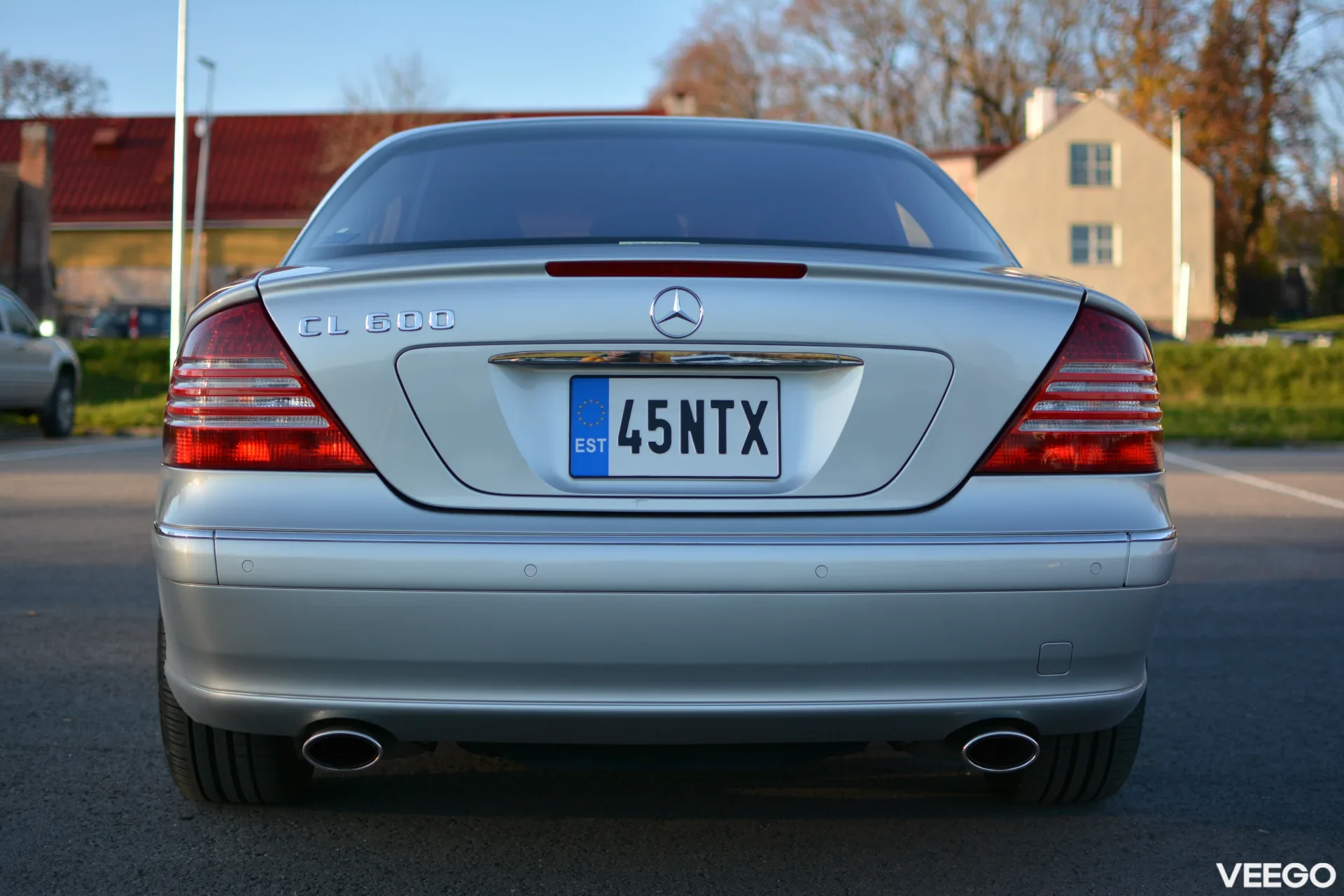Mercedes-Benz CL600 5.5 368kW