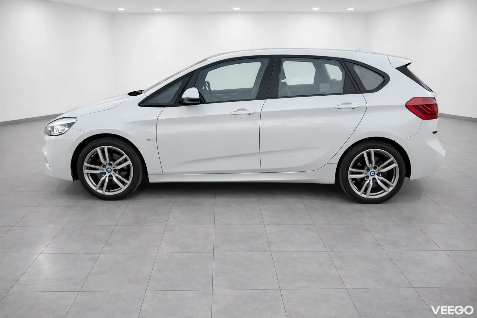 BMW 220 XDRIVE ACTIVE TOURER M- PAKETT 2.0 140kW