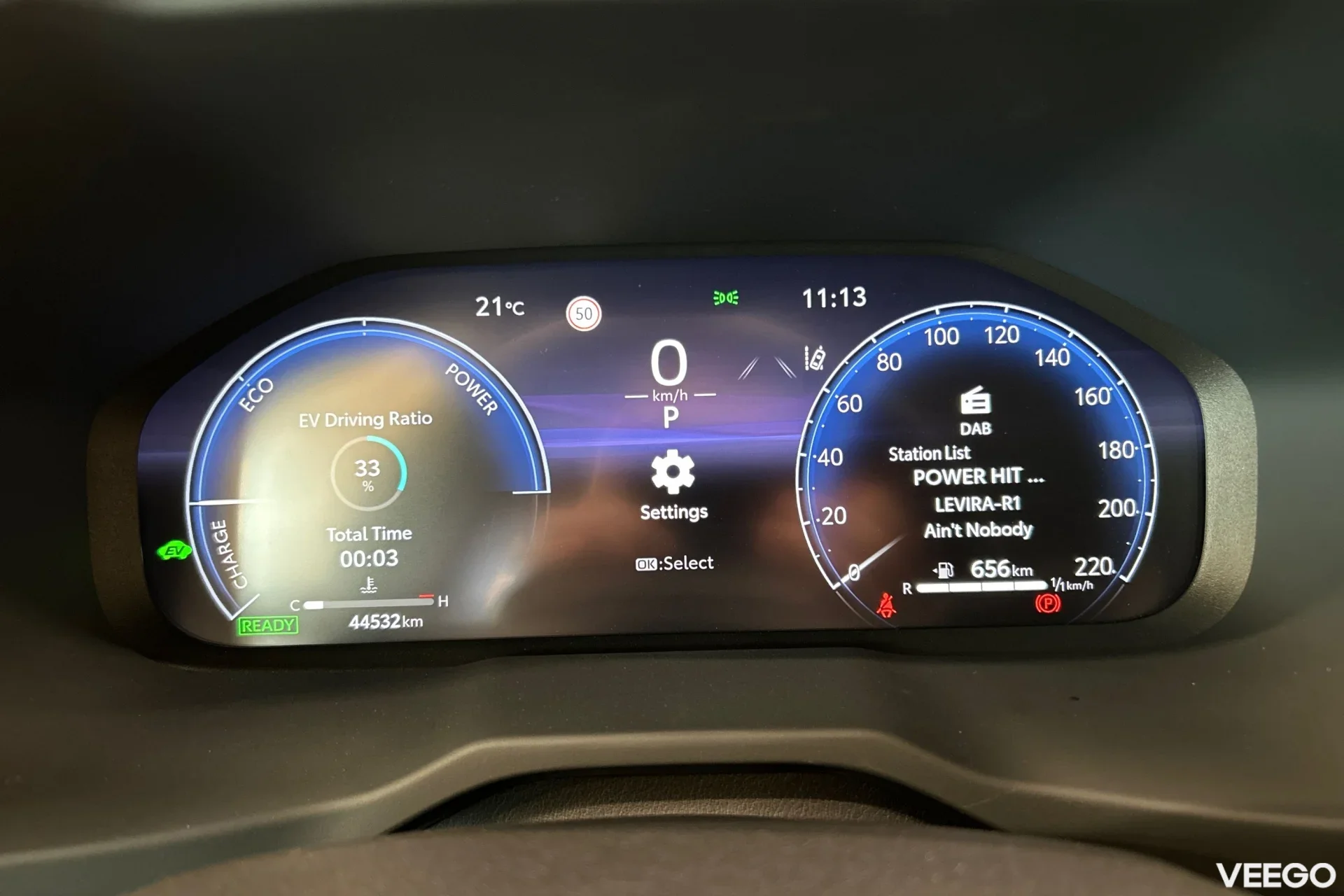 Toyota RAV4 Luxury Plus Hybrid AWD 2.5 131kW