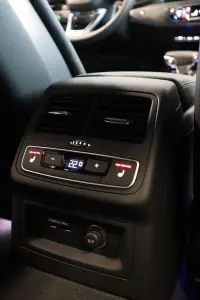 Audi RS 4 331kW thumbnail