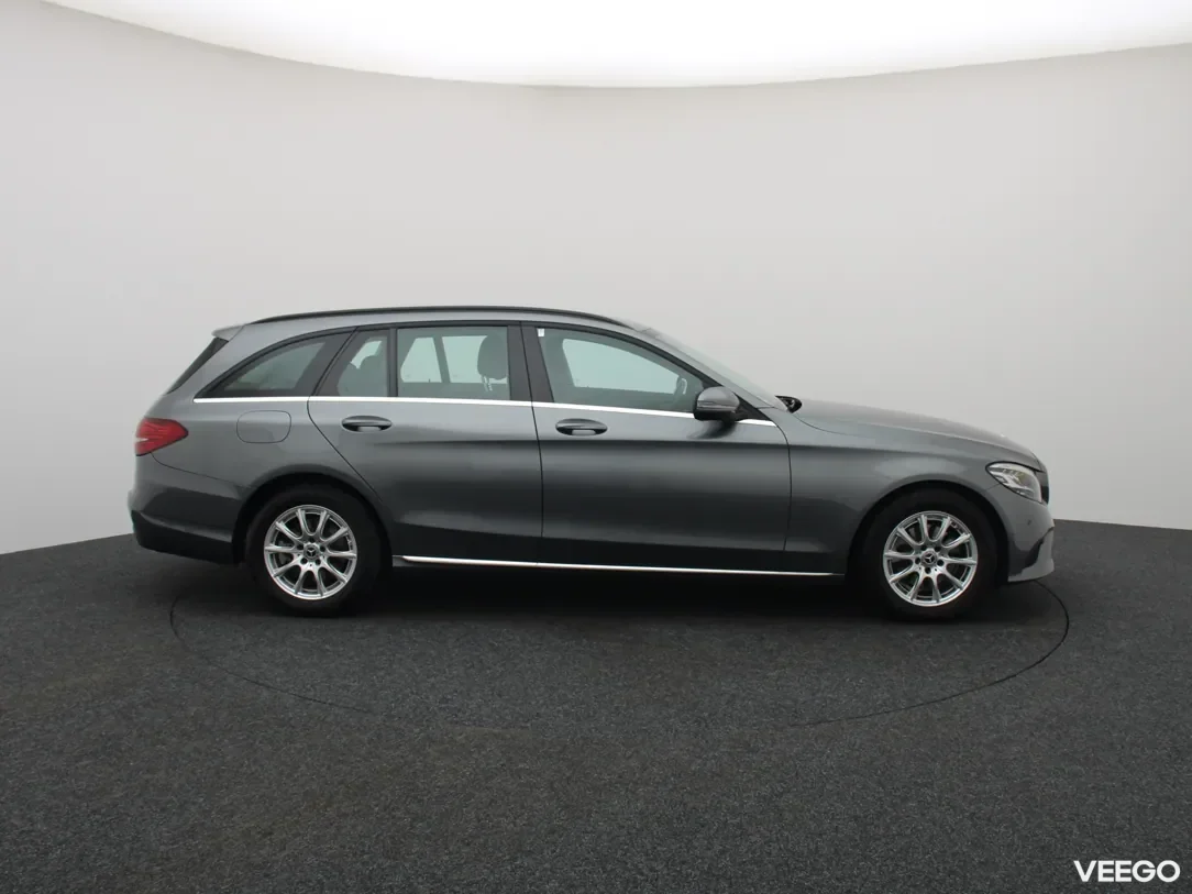 Mercedes-Benz c-200 1.6 118kW