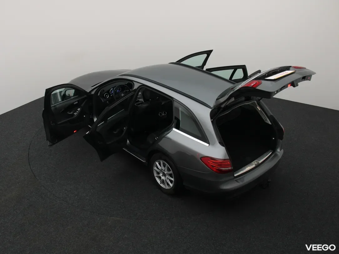 Mercedes-Benz c-200 1.6 118kW