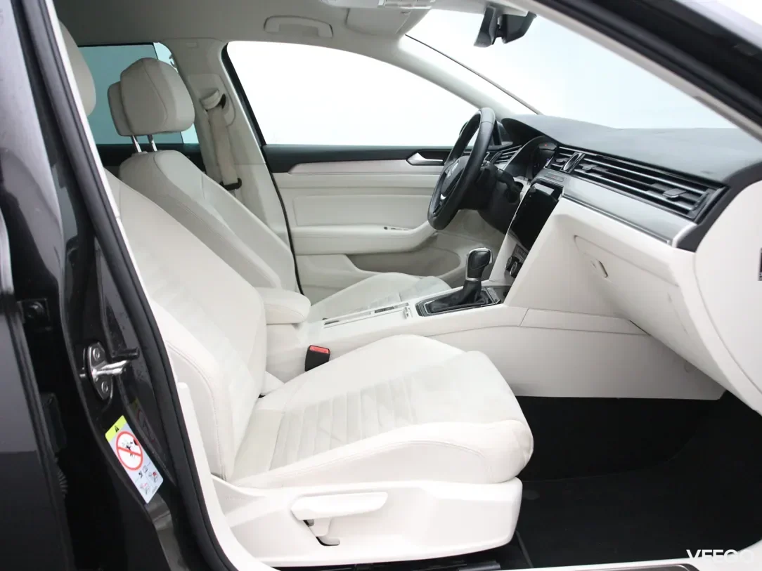 Volkswagen Passat 1.6 88kW