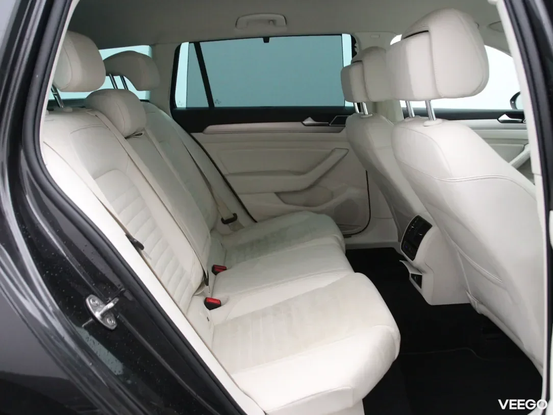 Volkswagen Passat 1.6 88kW